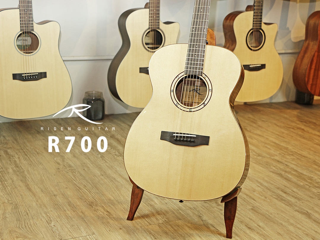 R700